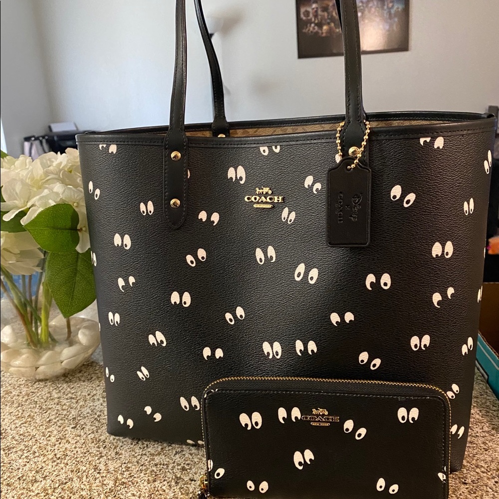 ❌SOLD!❌ Coach Tote